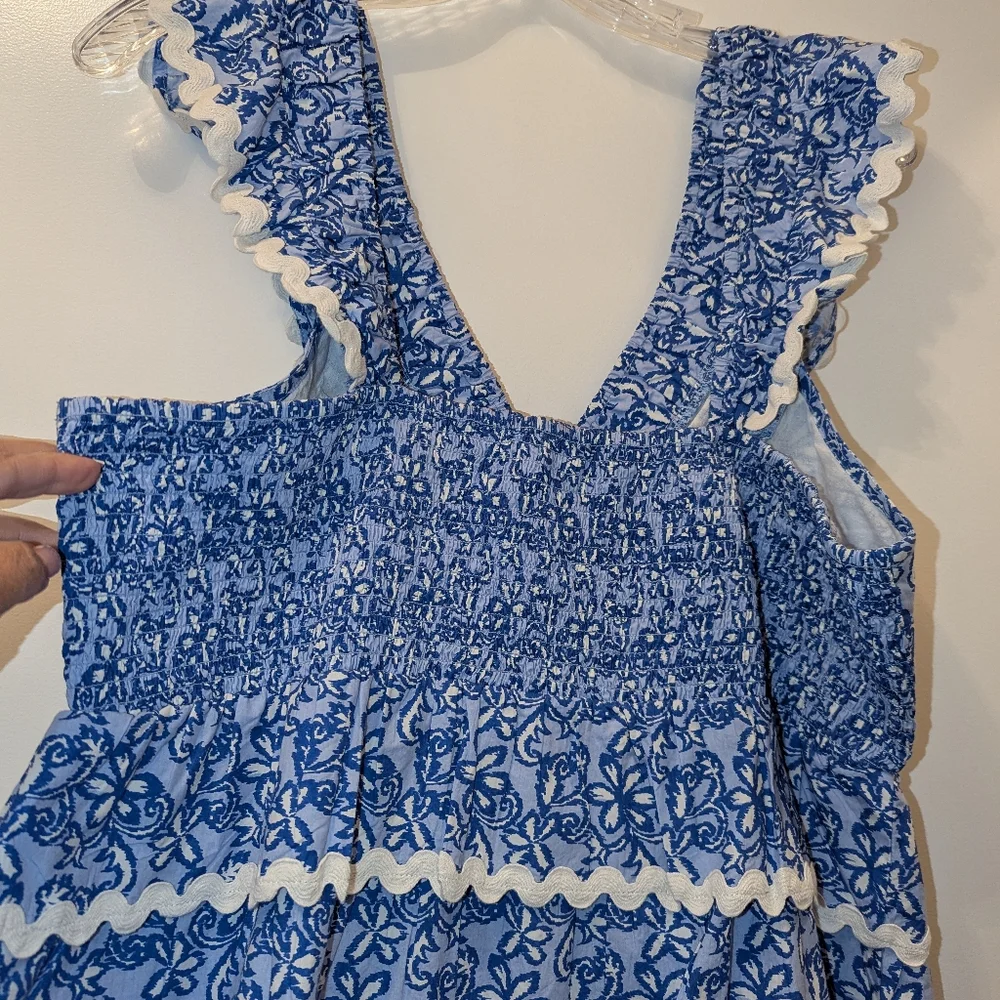 Roller Rabbit Smocked Top - NWOT - Picture 5 of 6